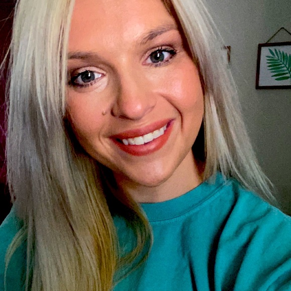 Meet your Posher, Bree - Picture 1 of 1